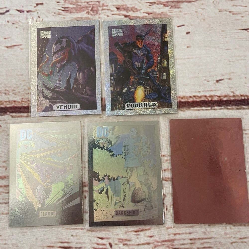 Venom Punisher 1994 Marvel Masterpieces Limited Edition Silver Holofoil Card
